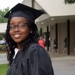 Meet your Posher, Marissa